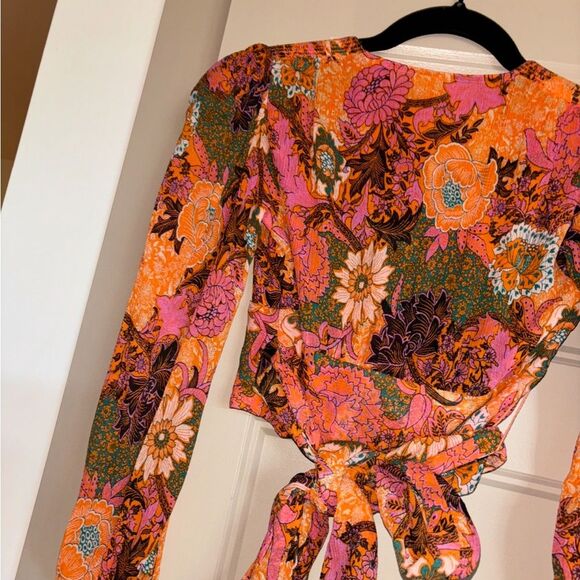 A.L.C. Samara Silk Floral Cropped Top Orange Pink Long Sleeve Blouse size 00 - Picture 9 of 13